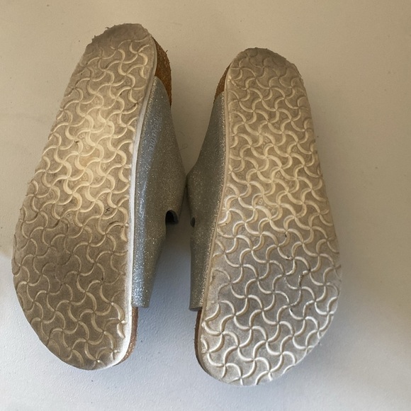 Birkenstock  Soft Footbed silver white Metallic Leather Sandals 34/ 4 - Picture 5 of 5